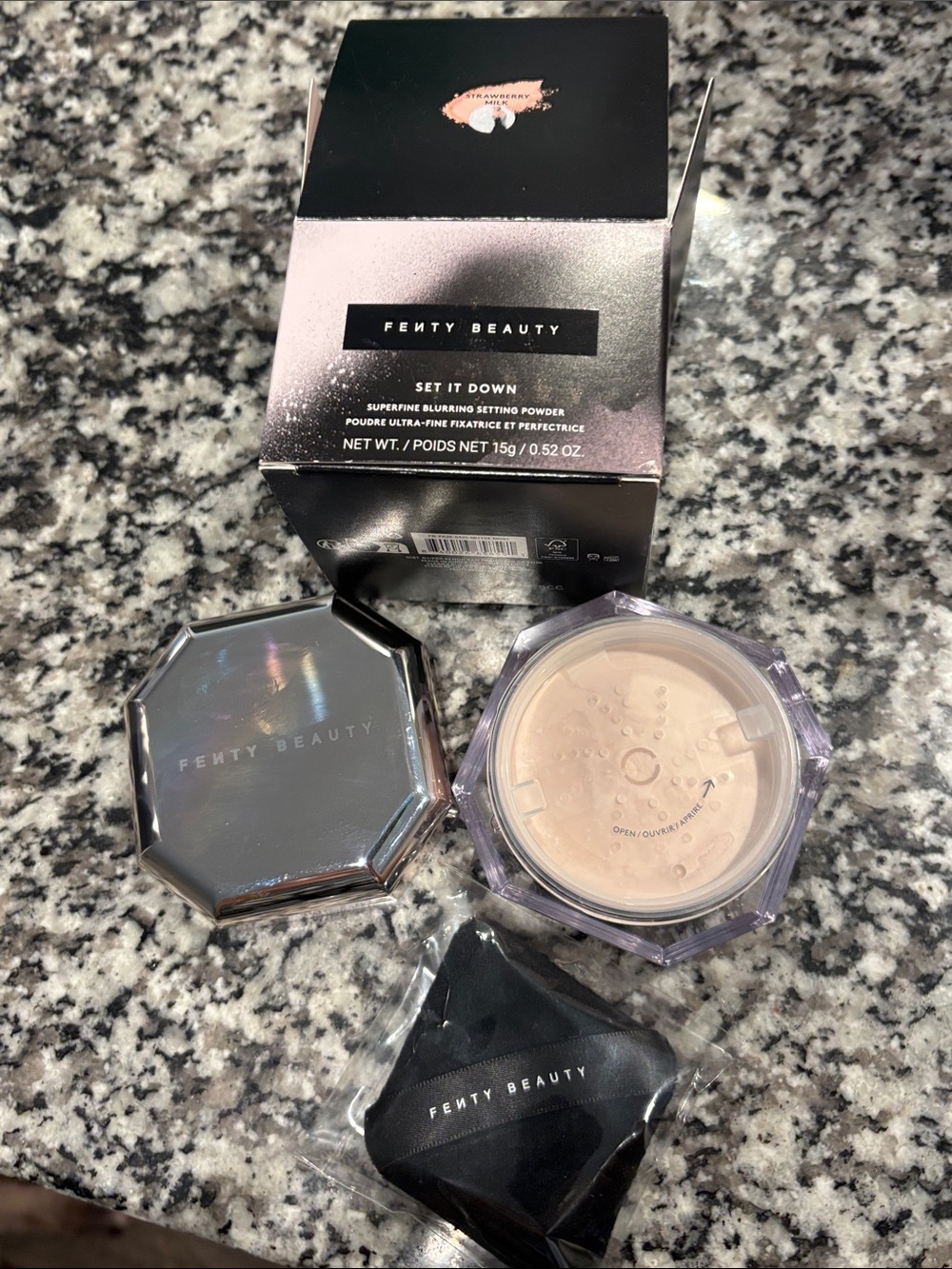 Fenty Beauty Set It Down Superfine Blurring Setting Powder - strawberry milk